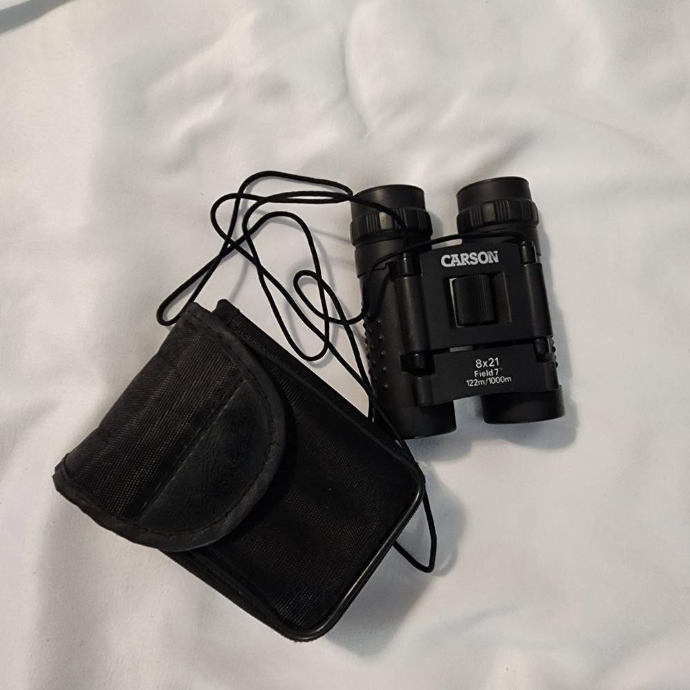 Carson Binoculars 8x21 Field 7 392FT‎ At 1000 Yards With Soft Case